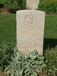Sangro River War Cemetery - Sultan Khan, 